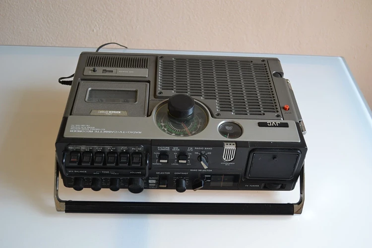 s-l1600
