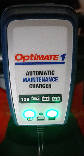 CHARGEUR 2