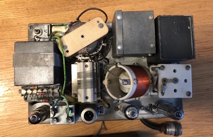 Émetteurs et récepteurs pour radioamateur, VHF