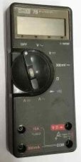 FLUKE 75