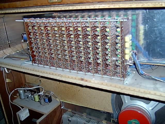 harmoniun electronique vue arriere 02.jpg