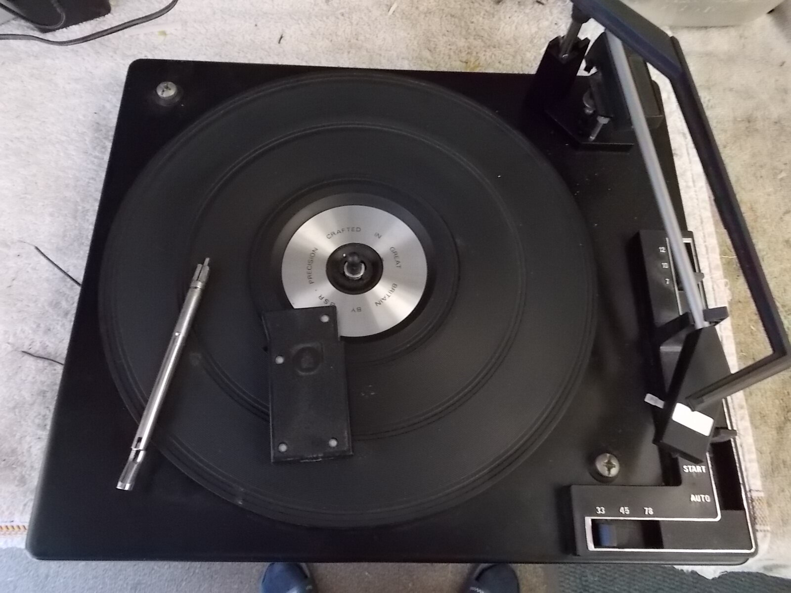C'est fou, cette platne vnyle haut de gamme plébsctée par les