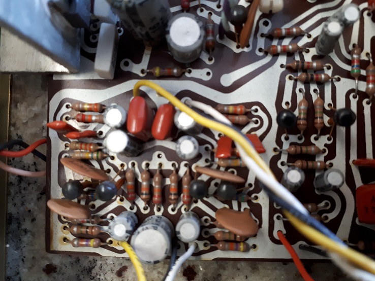 RA-210 Transistor.jpg