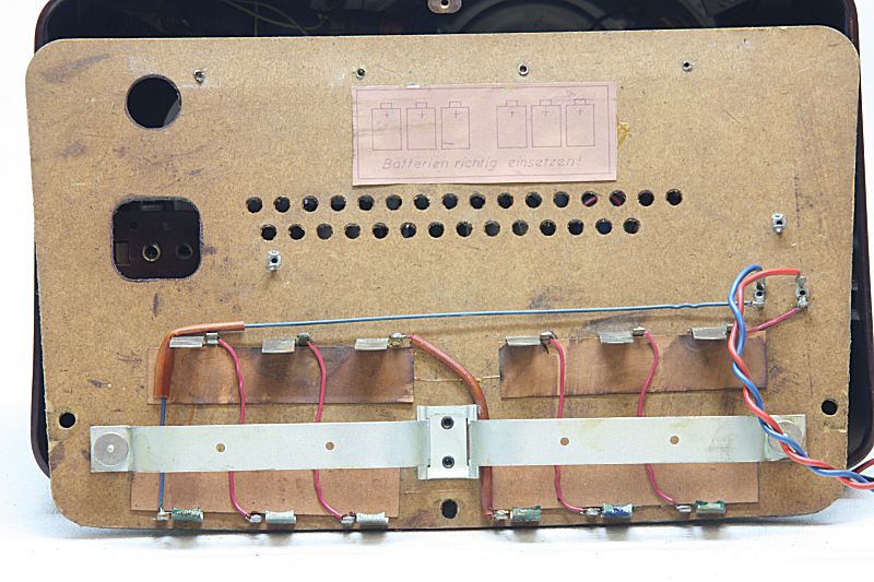 Philips B3D22T Transistor Philetta AM & FM-12.jpg