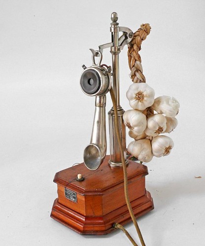 ailphone.jpg