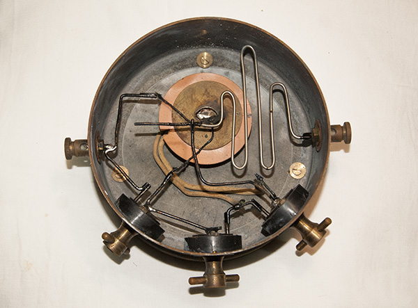 071 C & A Combiné V A électromagnétique Malette6 1926_lt.jpg