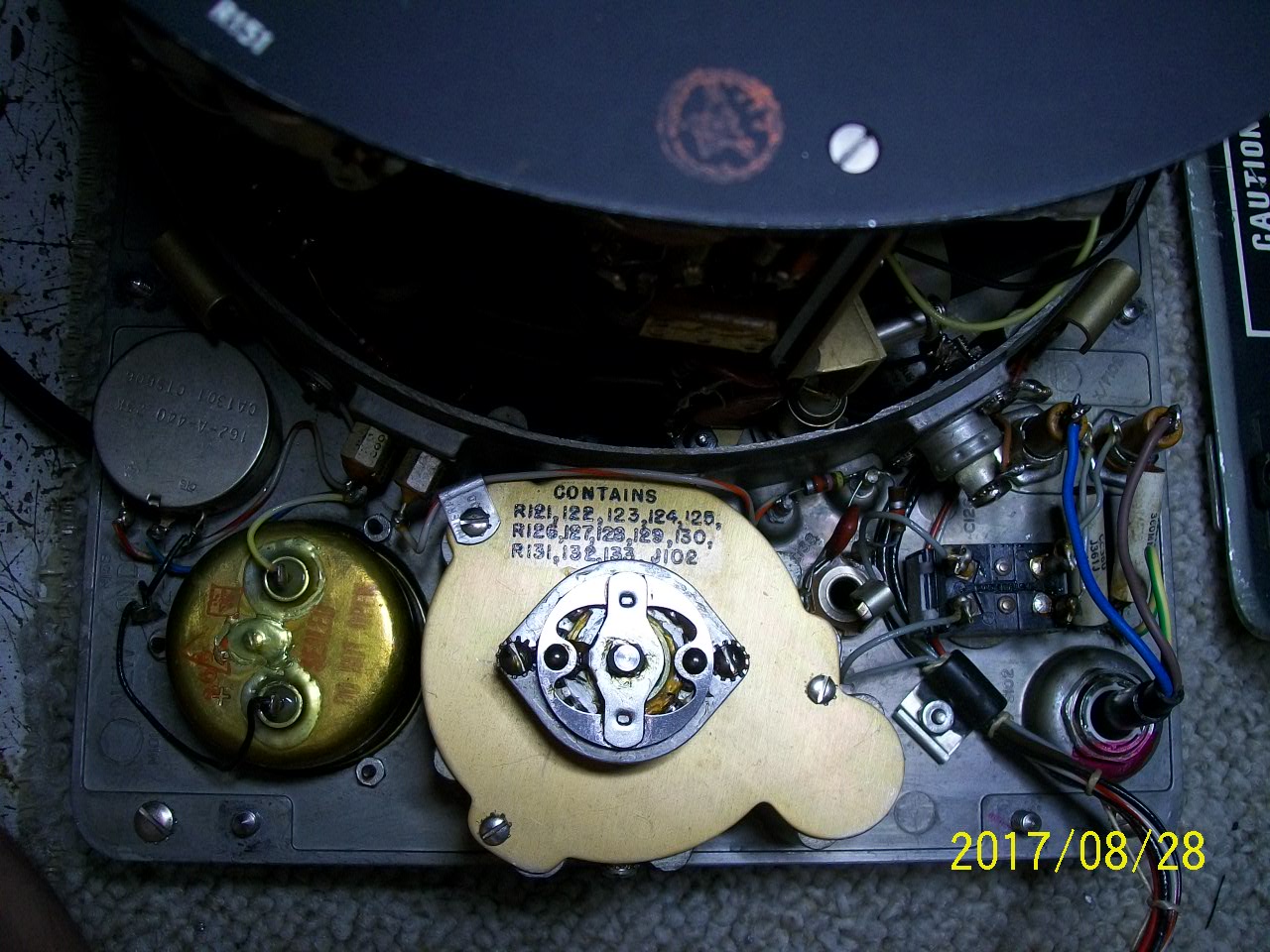 URM-25F interne 36b.JPG