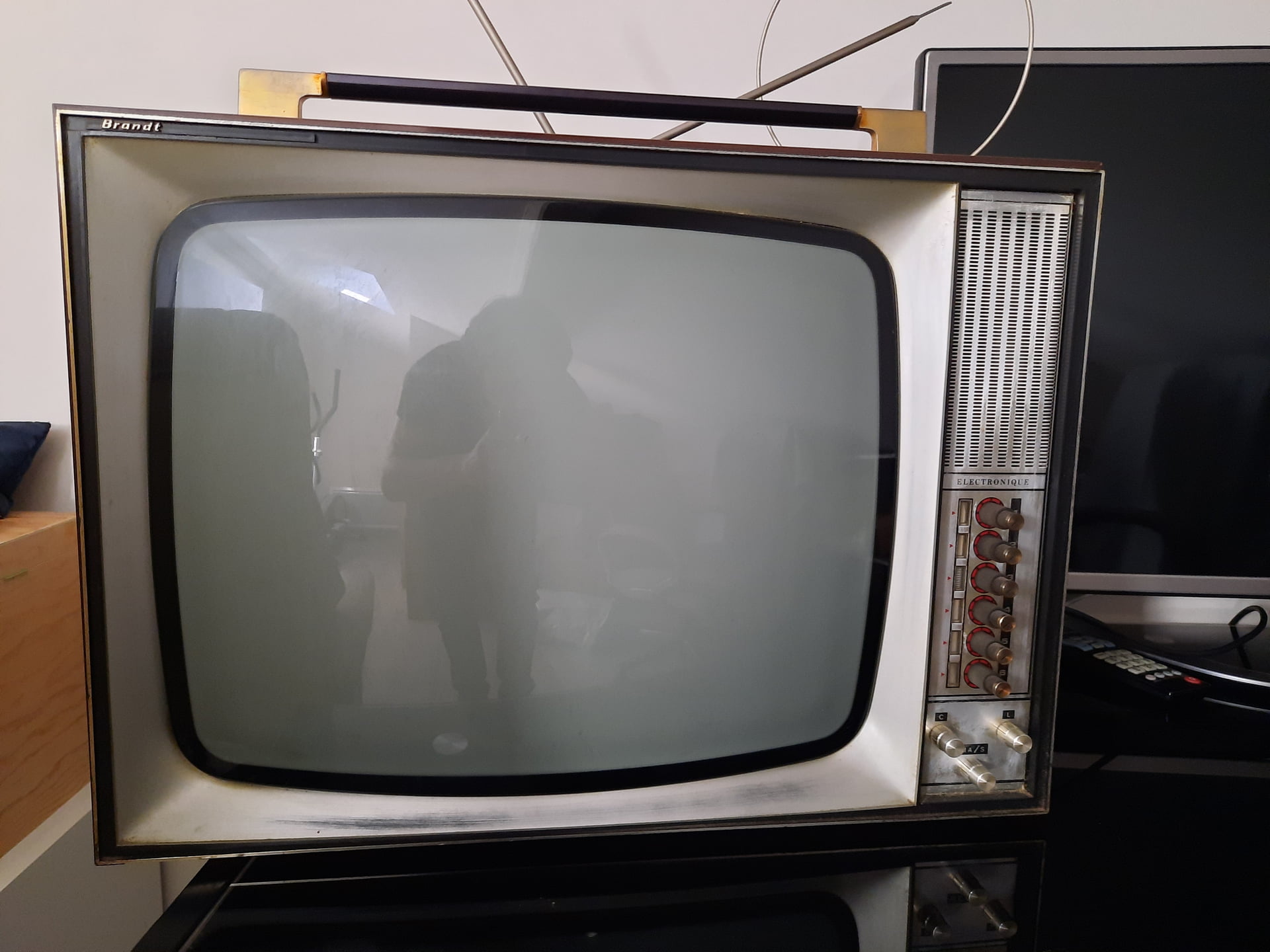 Pièces détachées Brandt 55655T (ICC6884) télévision