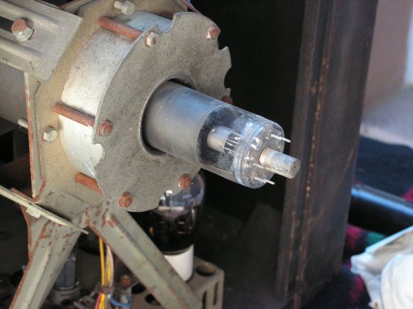 culot tube.jpg