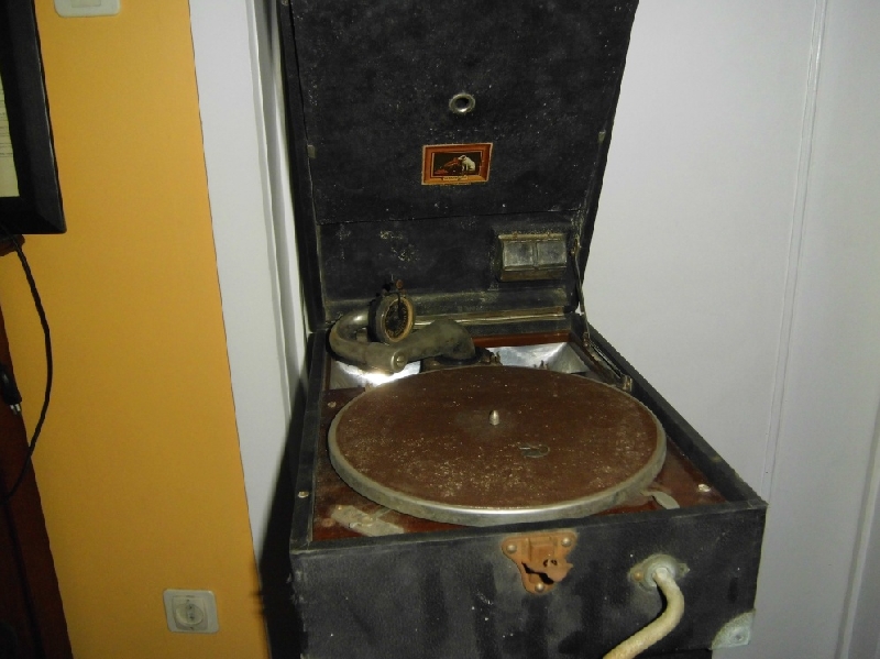 Gramophone d'occasion | Plus que 4 à -75