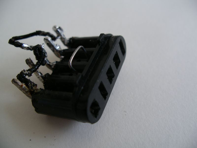 connecteur.jpg