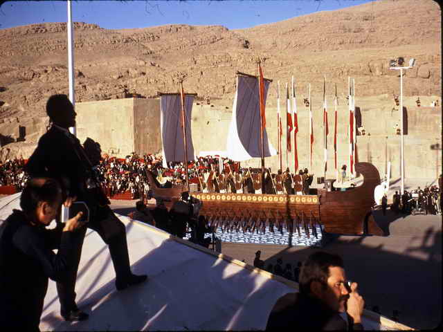 iran fetes persepolis doc bernard tichit lr.jpg