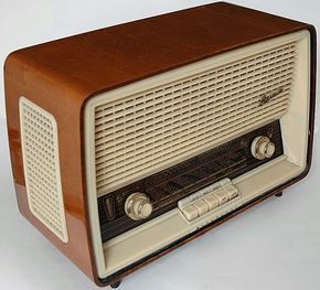 Radio (9)