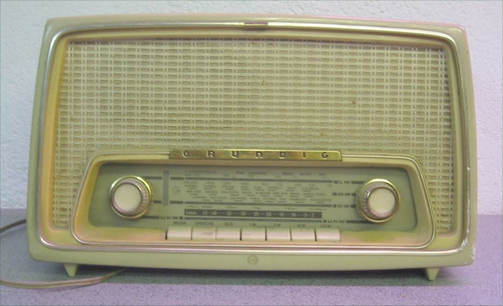 Grundig-97b.jpg
