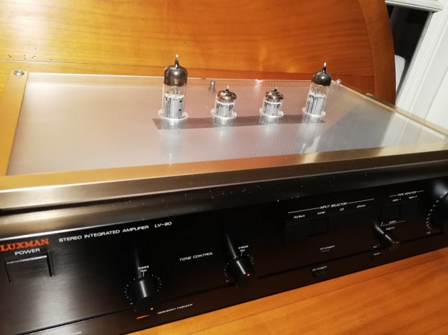 luxmanNF10
