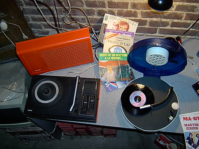 electrophones 70 a.jpg