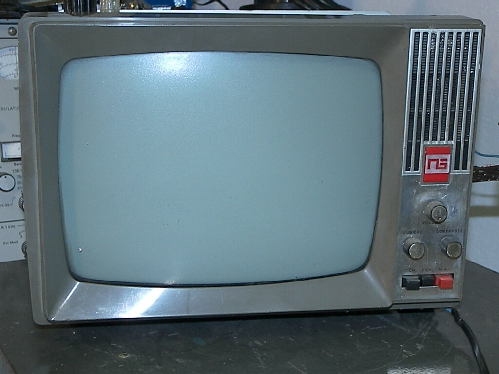 télé 28 cm.JPG