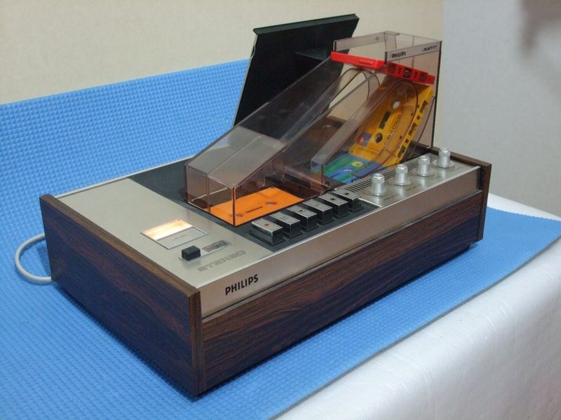 n2401c.jpg