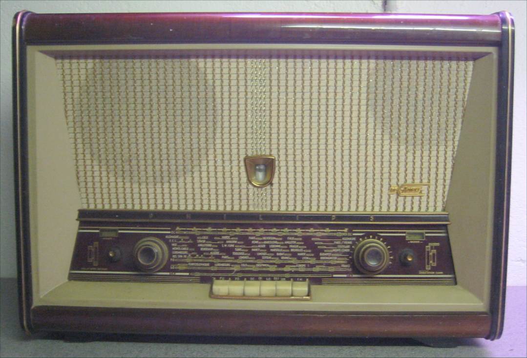 Philips-B6F77.jpg