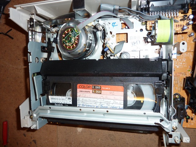 Cassette bloquée dans lecteur. (Copier).JPG