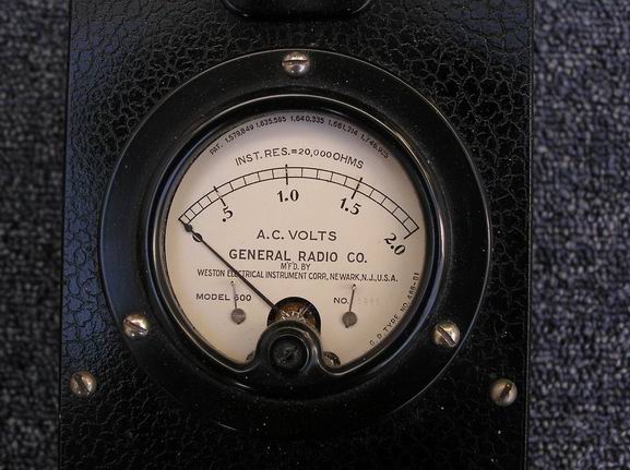 Resize of GR 483F output meter SN 426 b.jpg