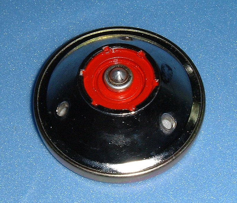 Capsule_S63-02.jpg