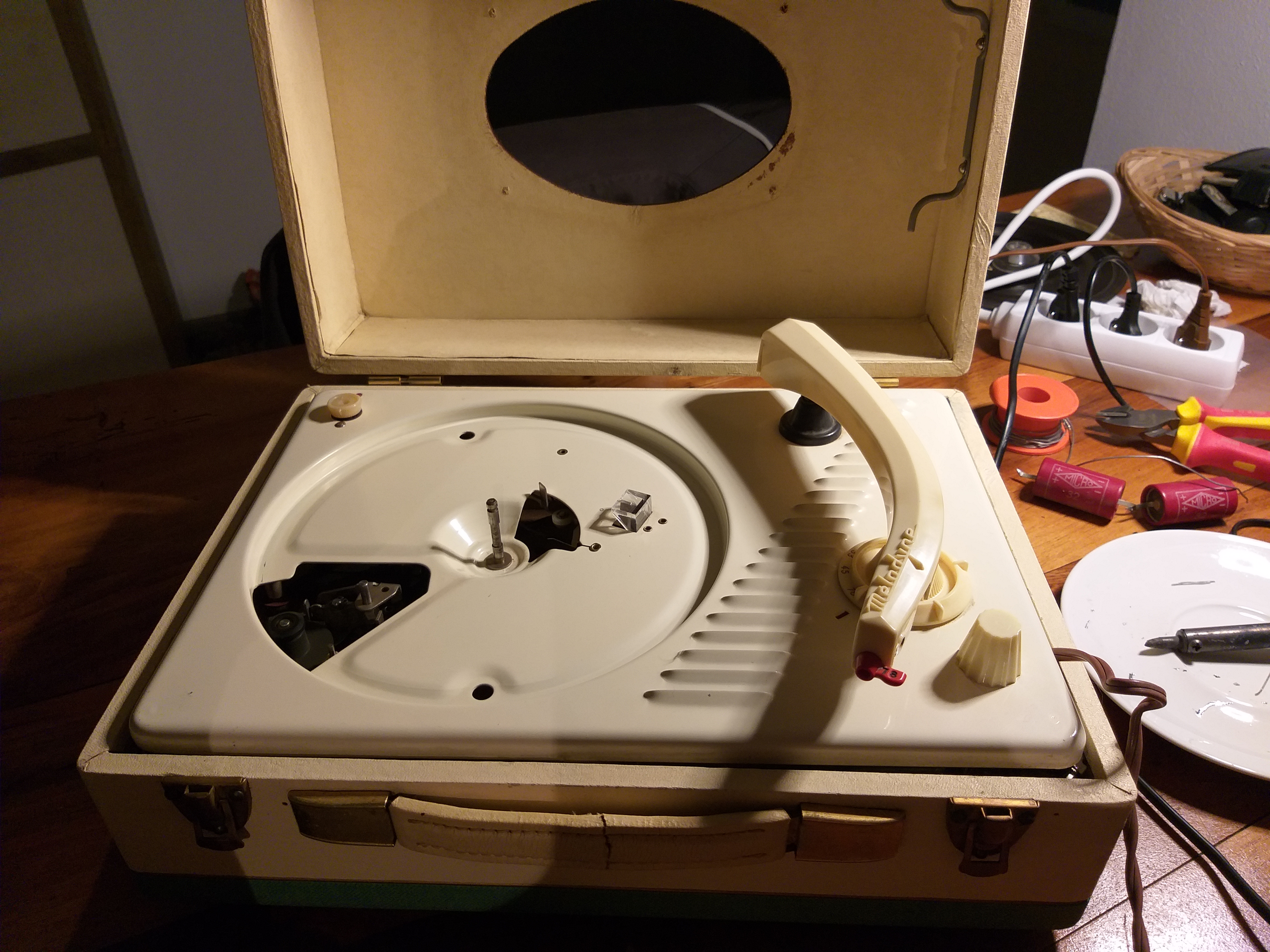 MÉLODYNE ELECTROPHONE TOURNE-DISQUES platines Pathé Marconi valise