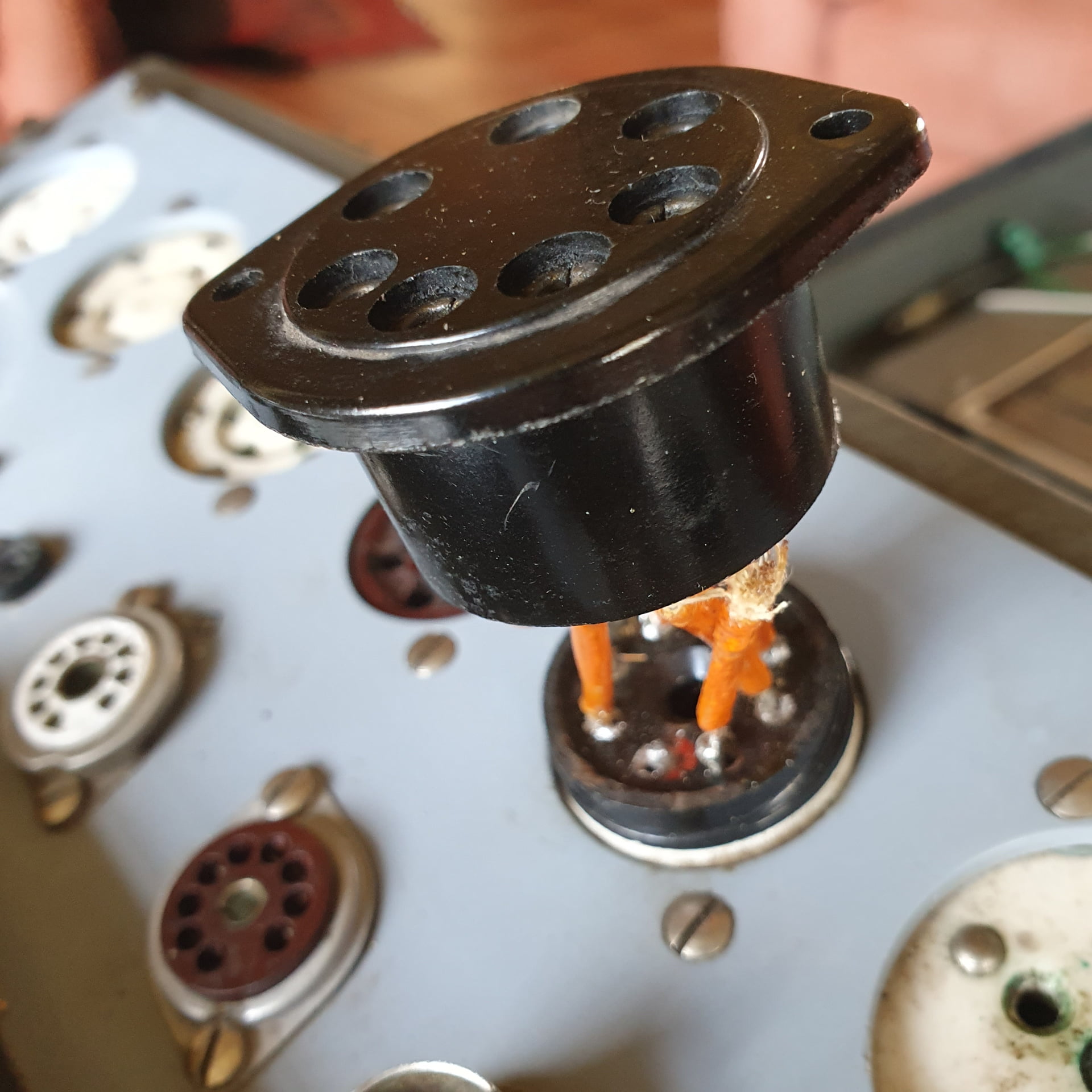 Tube électronique Mullard AK2/TK2 - Occasion Testé Et Fonctionnel - Pour Ampli Ou Radio Vintage