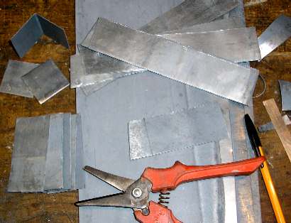 decoupe des plaques de Zinc.JPG
