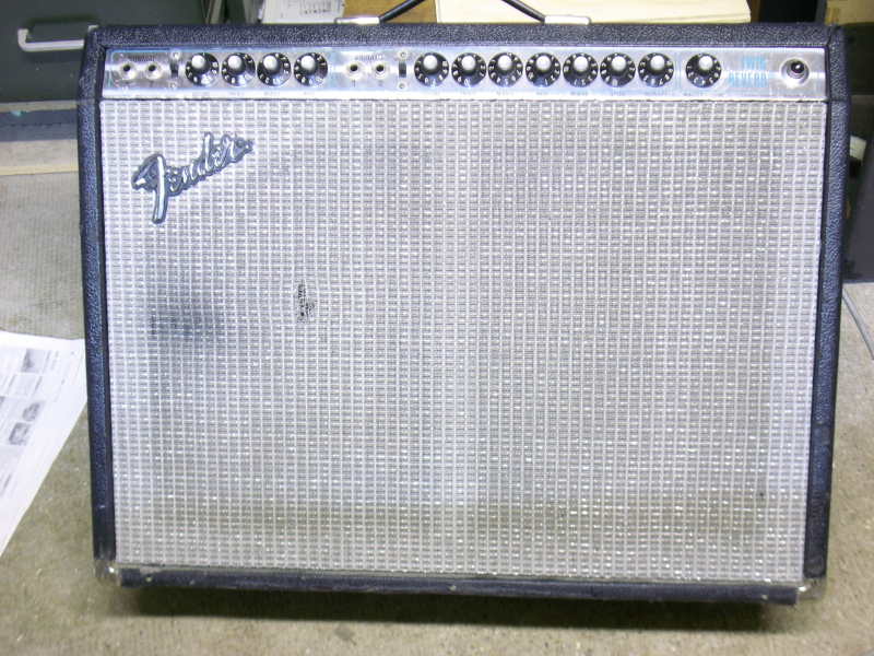 twin-reverb.jpg