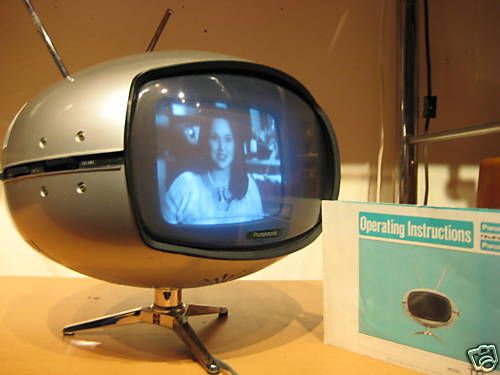 Panasonic Model TR-005 Space Age Television (1969)