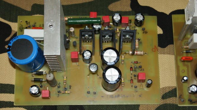 Haute tension.jpg