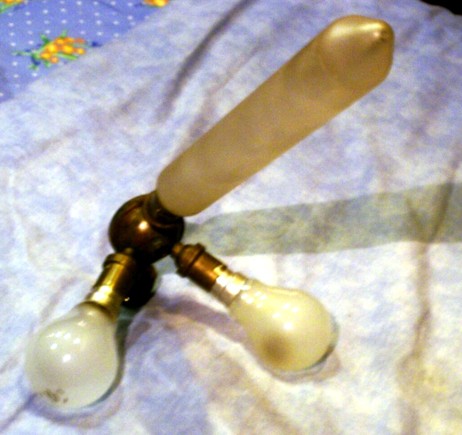 2 ampoules standard et une longue