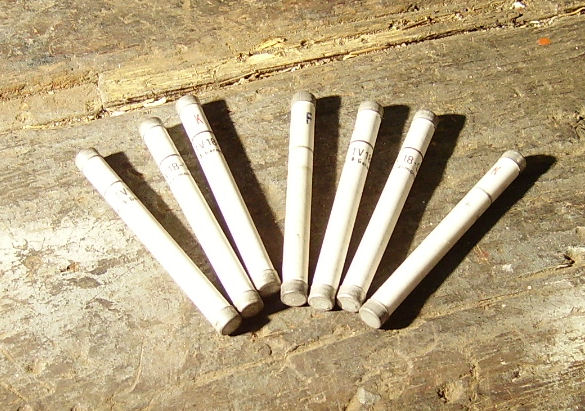 Diodes TV 18.jpg