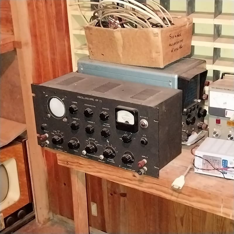 r4