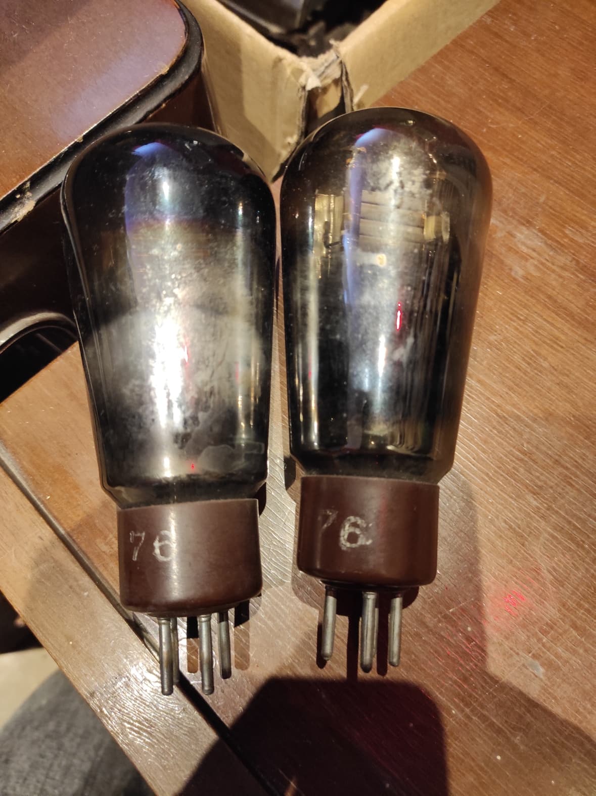 Tube électronique Neuf CSF Référence P17W - Origine France