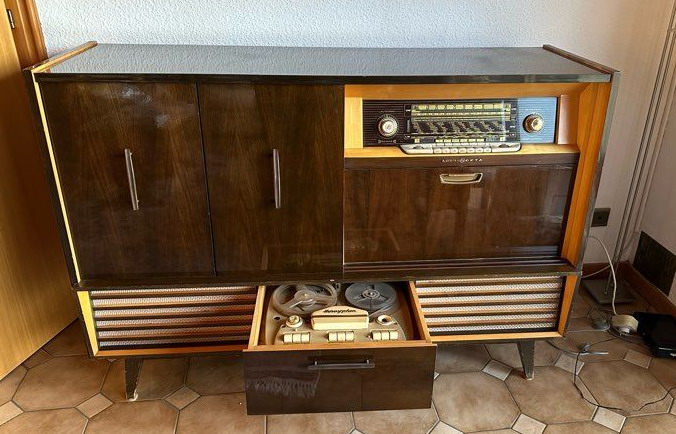 loewe _radio_tv_Radio_magneto