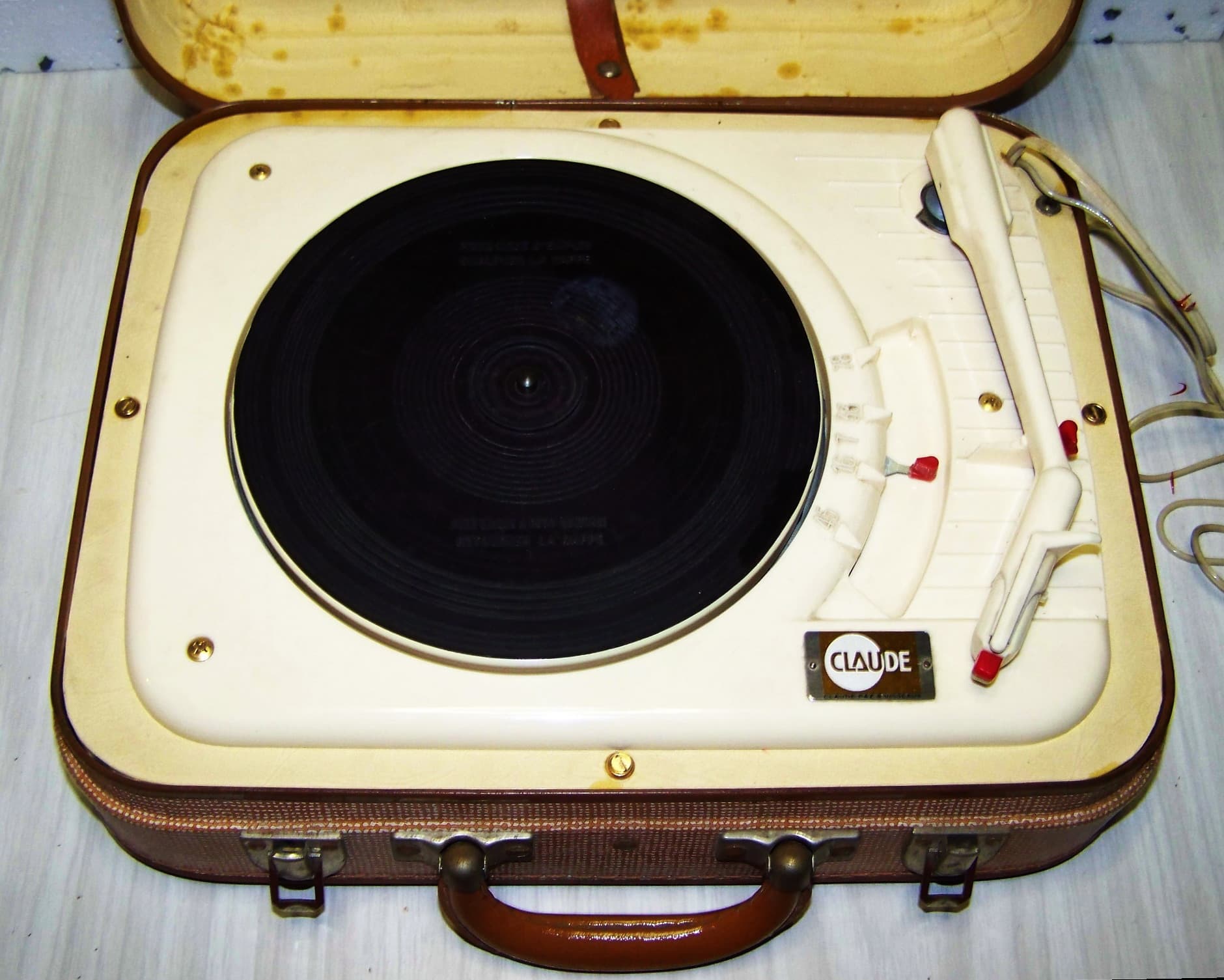 LECTEUR ENREGISTREUR VINYLE phonographe brodé spécial gramophone HMV fonctionnel EUR 339,32